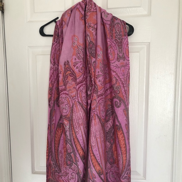 Ann Taylor Scarf - Picture 1 of 2